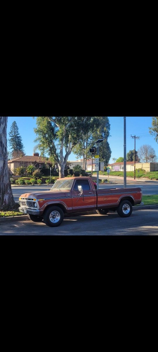 1977 Ford Limited