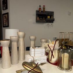 All Decor For $55 Or Sold Separate check Description 