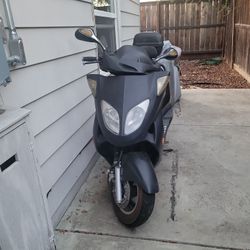 Scooter Black