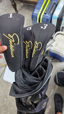 Golf club's