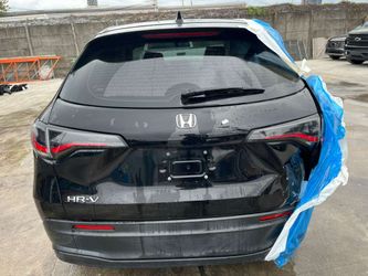 2023+ HRV HONDA LX FOR PARTS ONLY
