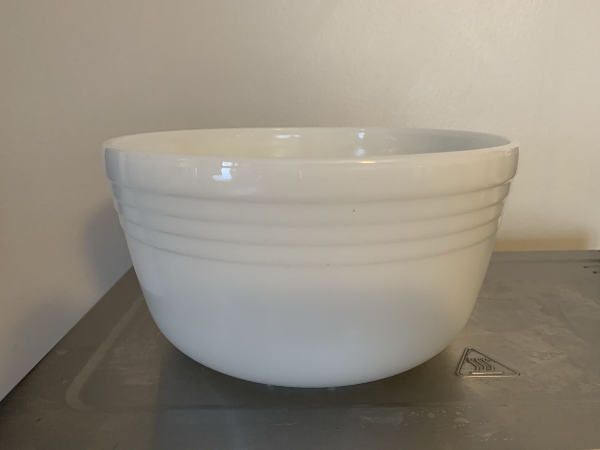 Pyrex Hamilton Beach ribbed milk glass mixing bowl vintage mid century