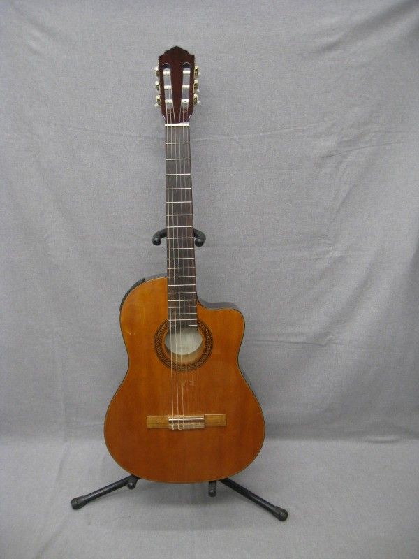 HÖFNER Sienna Classic HAC-400CE Classical Acoustic Electric Guitar