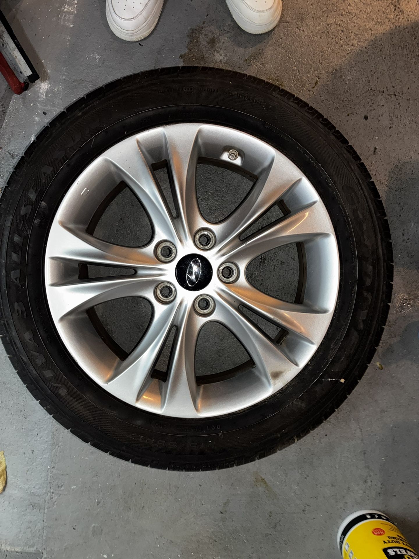 Hyundai Sonata Rims 215/55/r17