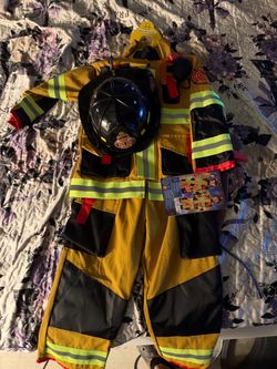 Costume