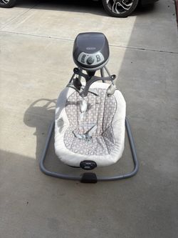 Baby swing