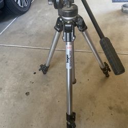Tri Pod