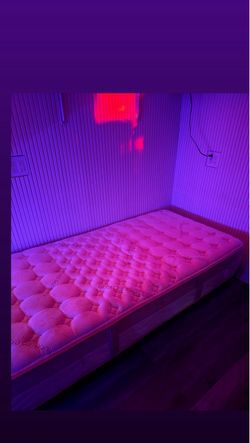 Twinbed bed + base