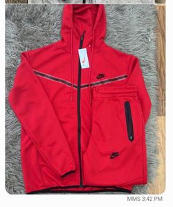 Nike tech