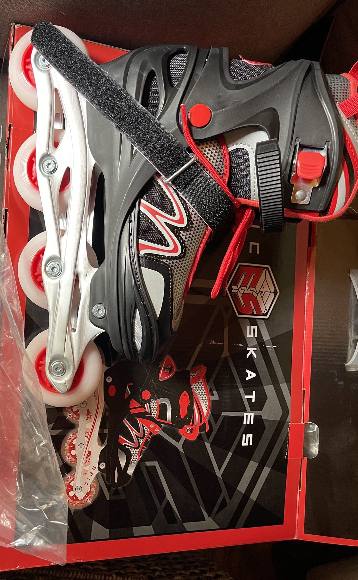 Skates