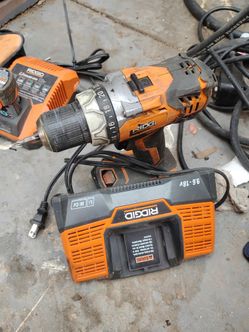 Rigid cordless drill w charger  and battery