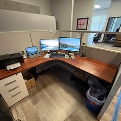 Like New Cubicle!
