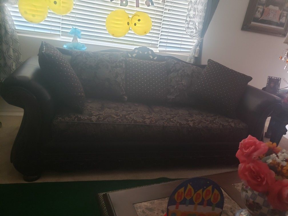 Sofa, love set and big mor 1 chair