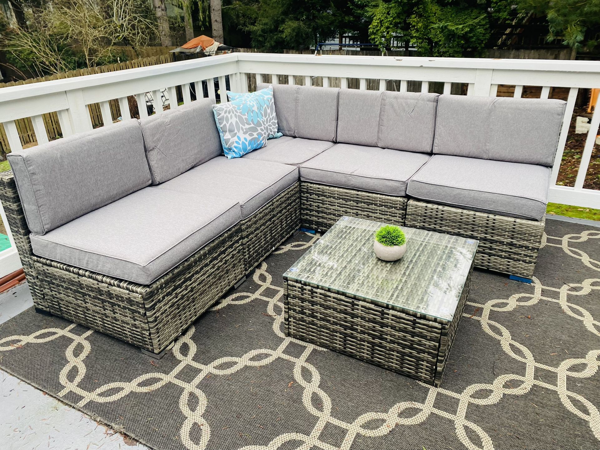 BRAND NEW PIECE SECTIONAL PATIO SET INCLUDING GLASS TOP TABLE