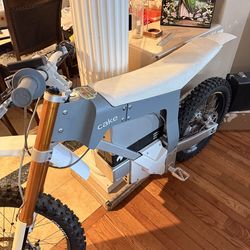 Kalk OR Race Cake electric bike