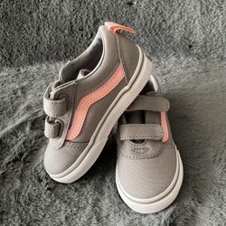 Toddlers Vans
