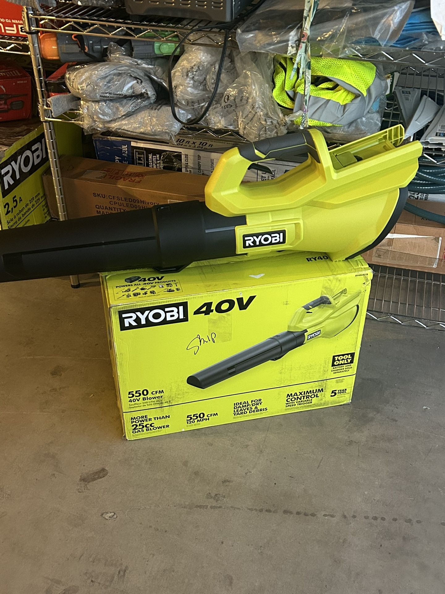RYOBI 40V 120 MPH 550 CFM Cordless Battery Leaf Blower (Tool Only)