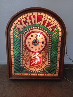 SCHLITZ BEER LIGHT & CLOCK