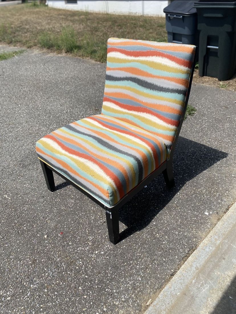 Raymour And Flanigan Accent chair for Sale in Derby, CT OfferUp