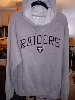 RAIDERS LARGE LIGHT grey hoodie sweatshirt.