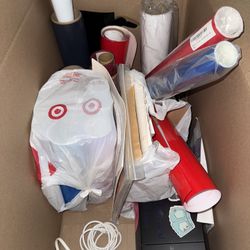 Custom T-shirts Vinyls + Cricut Explore