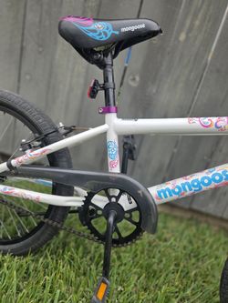 20in Girls BMX Mongoose
