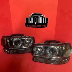 Gmc Sierra  1999  2006 Headlight 