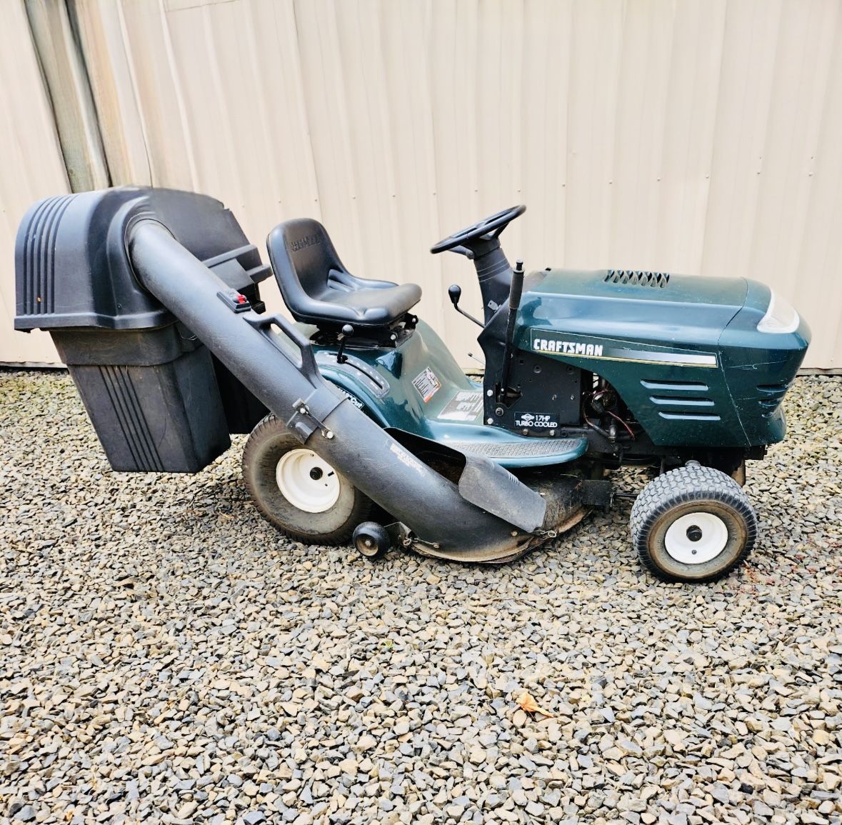 Riding Craftsman Lawnmower