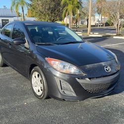 2011 MAZDA MAZDA3