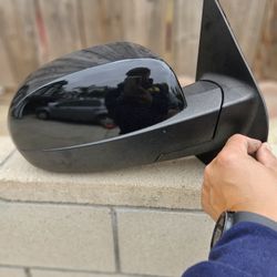 Side rear view mirrors - 2011 Chevrolet Silverado 