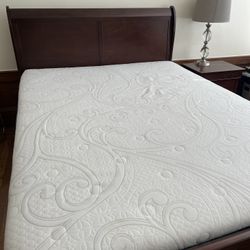 Bed frame + Nightstand 