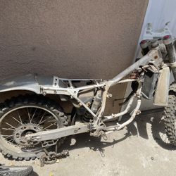 husqavarna 250 frame send offer