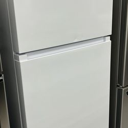 Mora 18 Cu. ft. Top Mount Refrigerator, Standard Door Style, New - White, LED Lighting, MRT180N6AWD