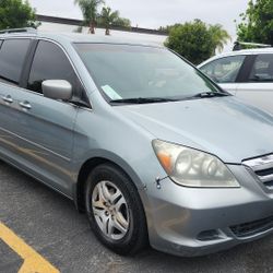 2005 Honda Odyssey 