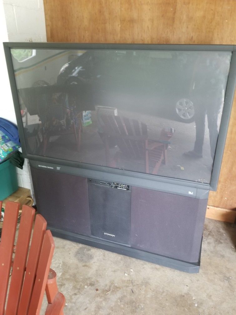65 Inch Big Screen Projection TV