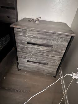 Wood dresser