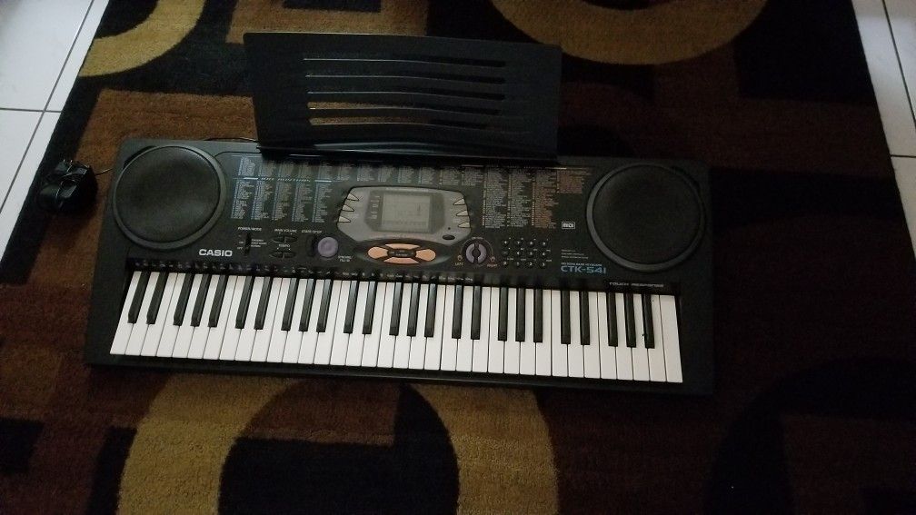 Casio MIDI Keyboard 