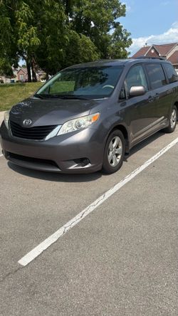 2014 Toyota Sienna