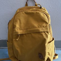 Fjällräven - Raven 20- $30.00