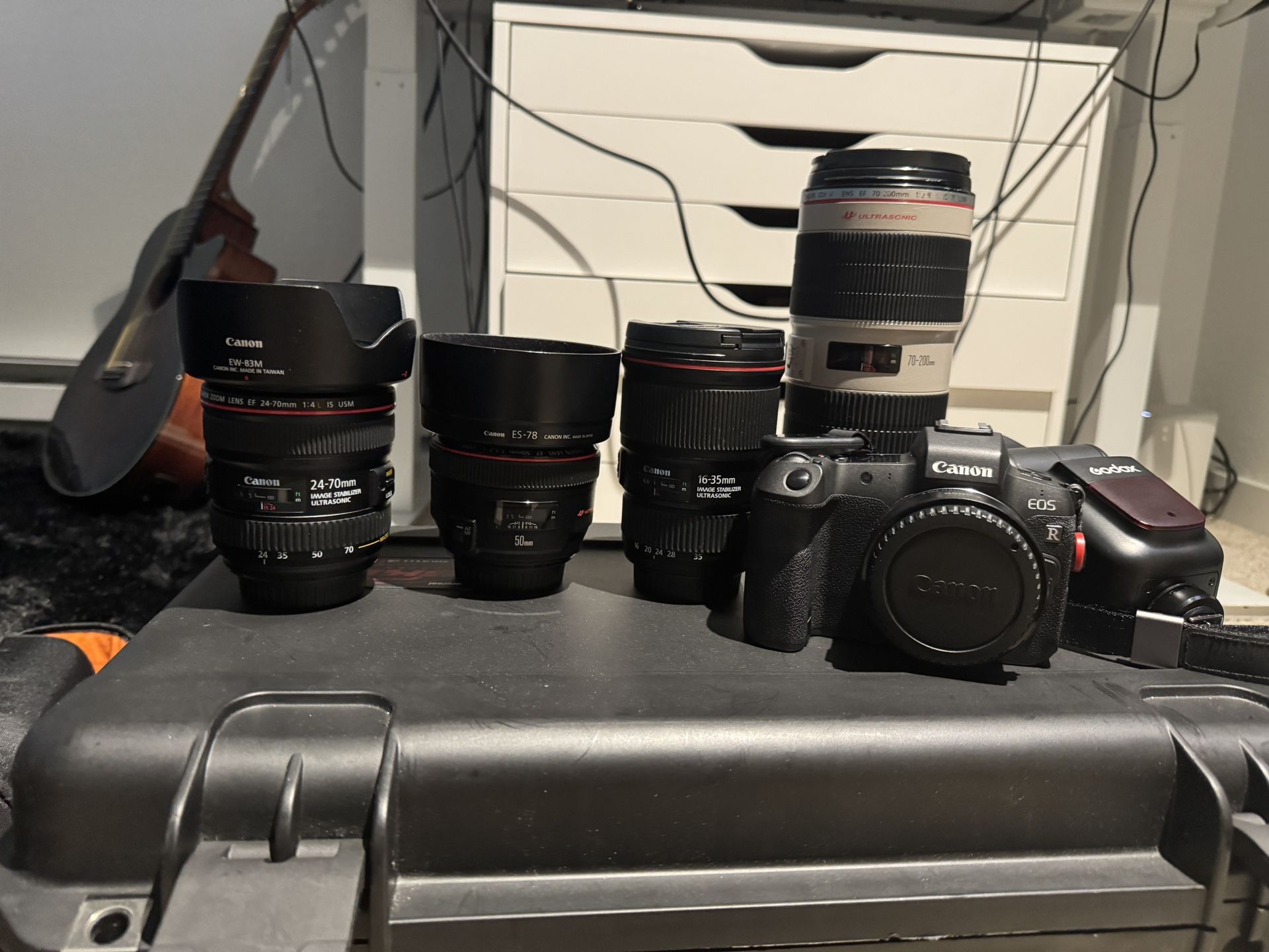 Canon R Camera Bundle