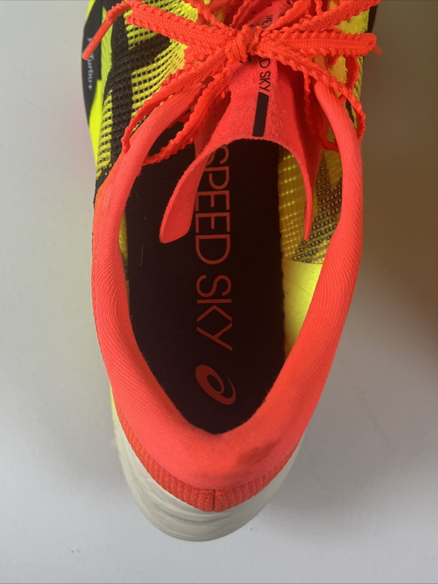 ASICS Metaspeed Sky Paris Safety Yellow Men\'s 8.5 READY STOCK . . ASICS METASPEED SKY PARIS SAFETY YELLOW  main image 3