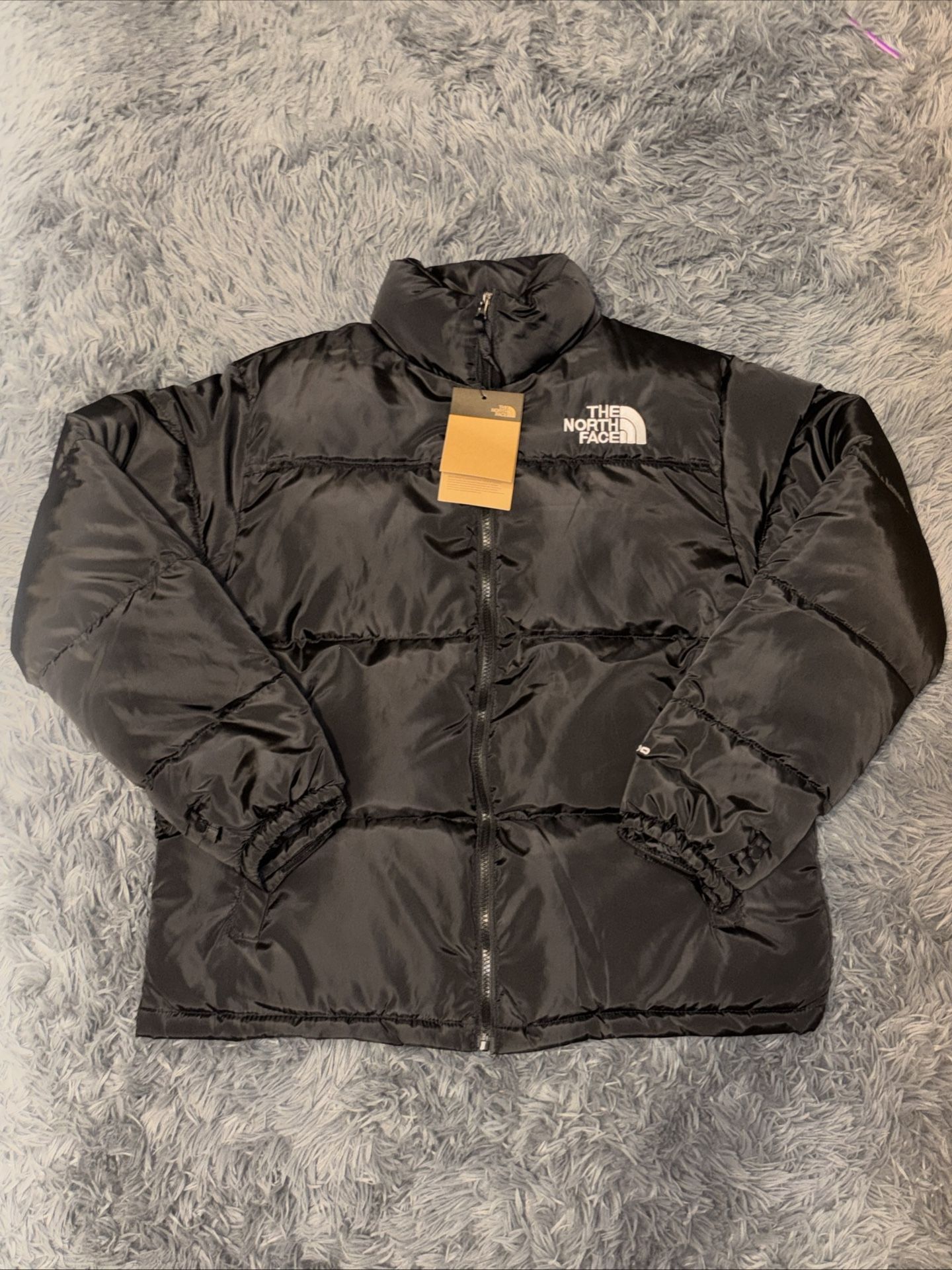 Brand new WITH TAGS “The North Face” 1996 Retro Nuptse 700 Puffer Jacket