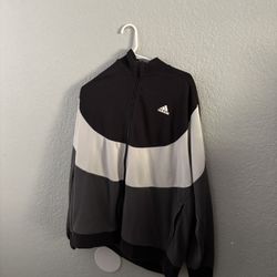 Adidas Sweater