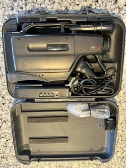 Panasonic 1991 AFx8 OmniMovie VHS HQ with Case and AV Adapter 
