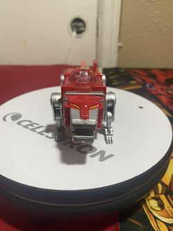 Vintage 1998 Trendmasters Red Lion Voltron with Pilot