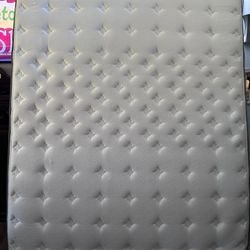 QUEEN MATRESS