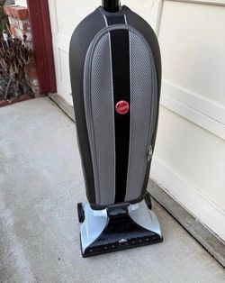 Hoover WindTunnel Upright Vacuum Cleaner
