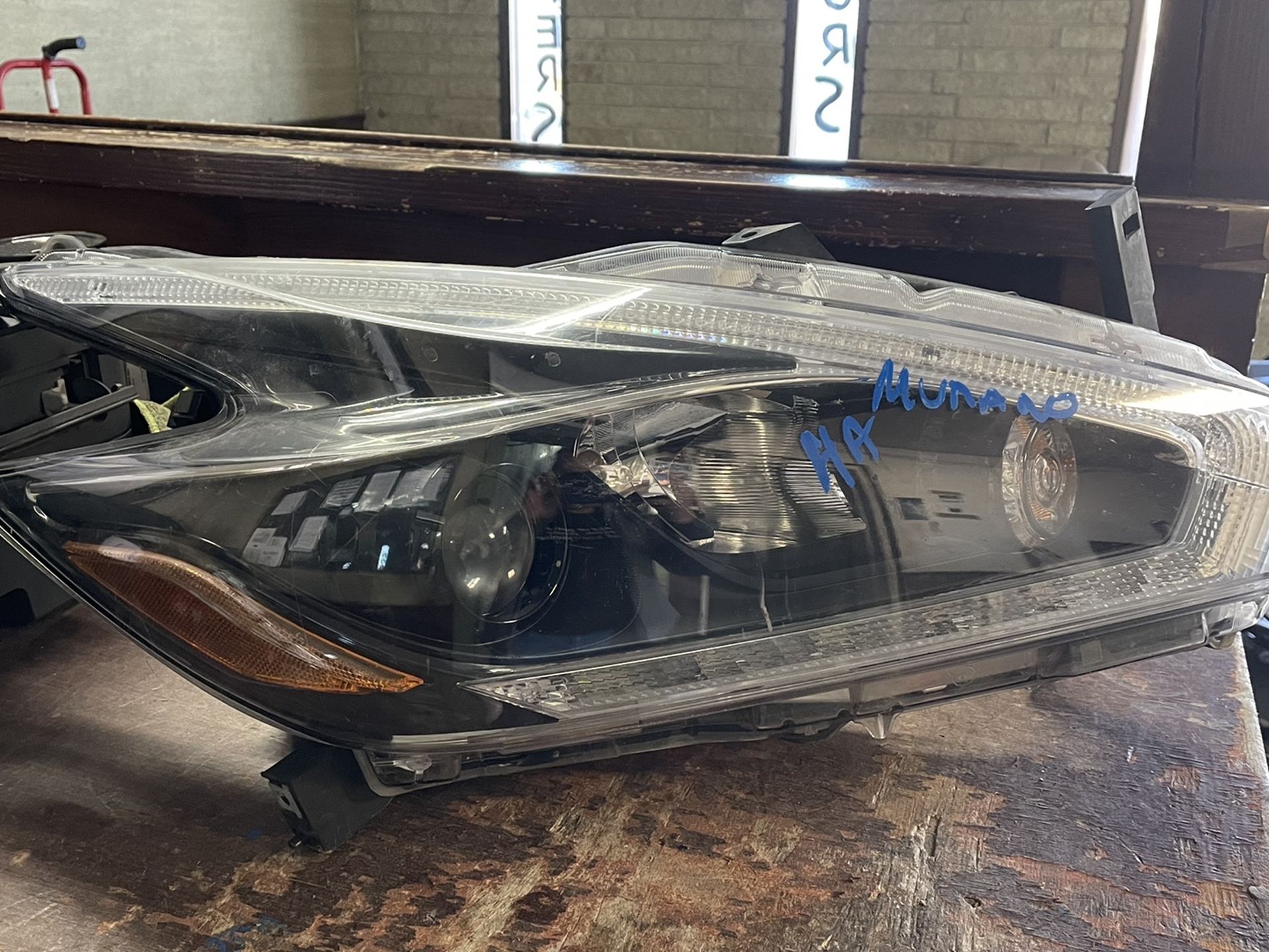 2015-2017 NISSAN MURANO RIGHT HEADLIGHT BLACK/BLACK