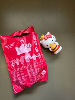 Hello Kitty Burger