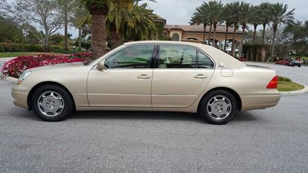 Mint 2002 Lexus LS430 SEDAN